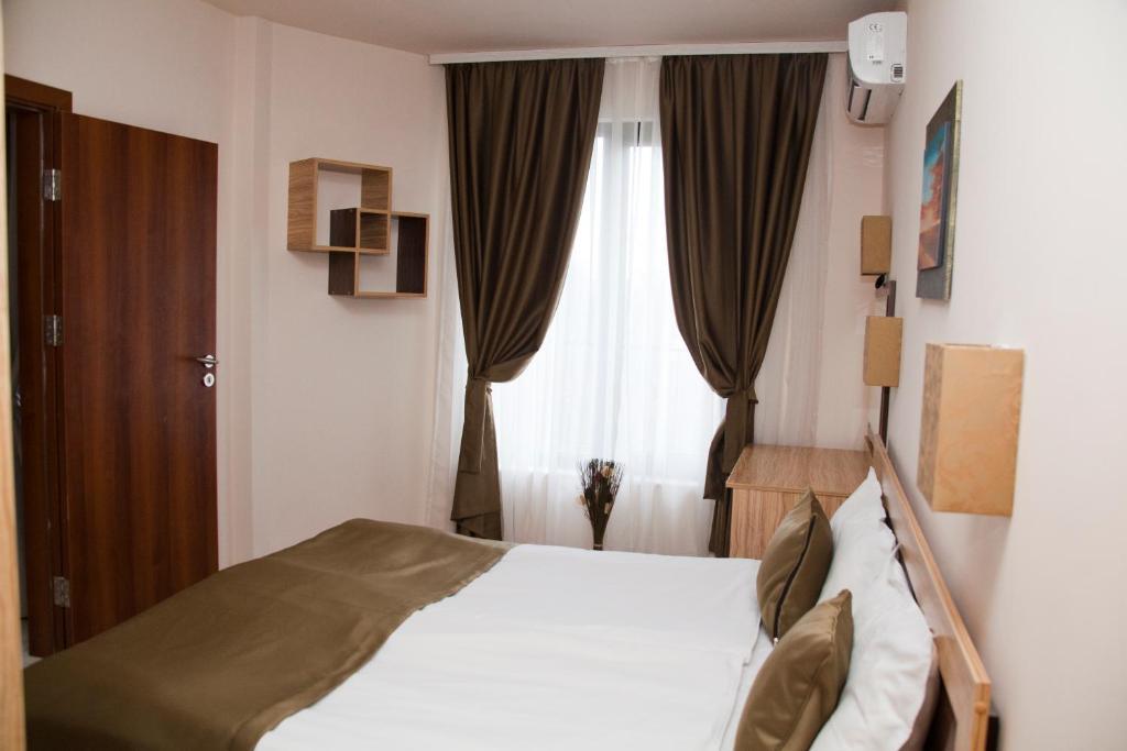 Gran Via Hotel Burgasz Szoba fotó
