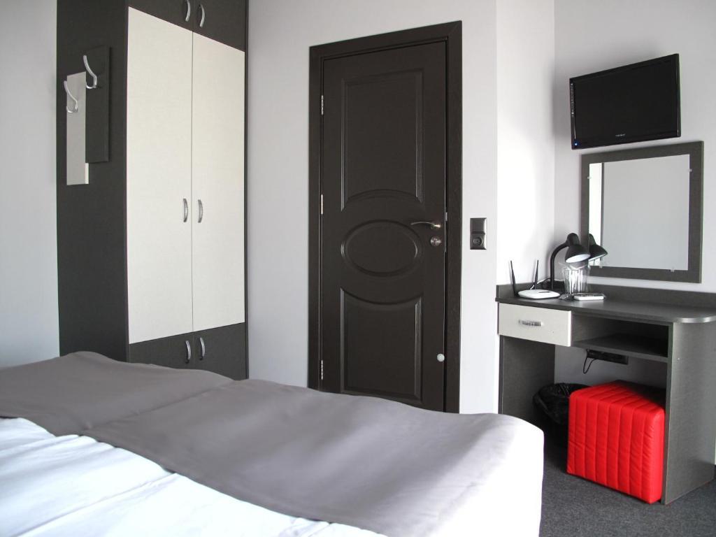 Gran Via Hotel Burgasz Kültér fotó